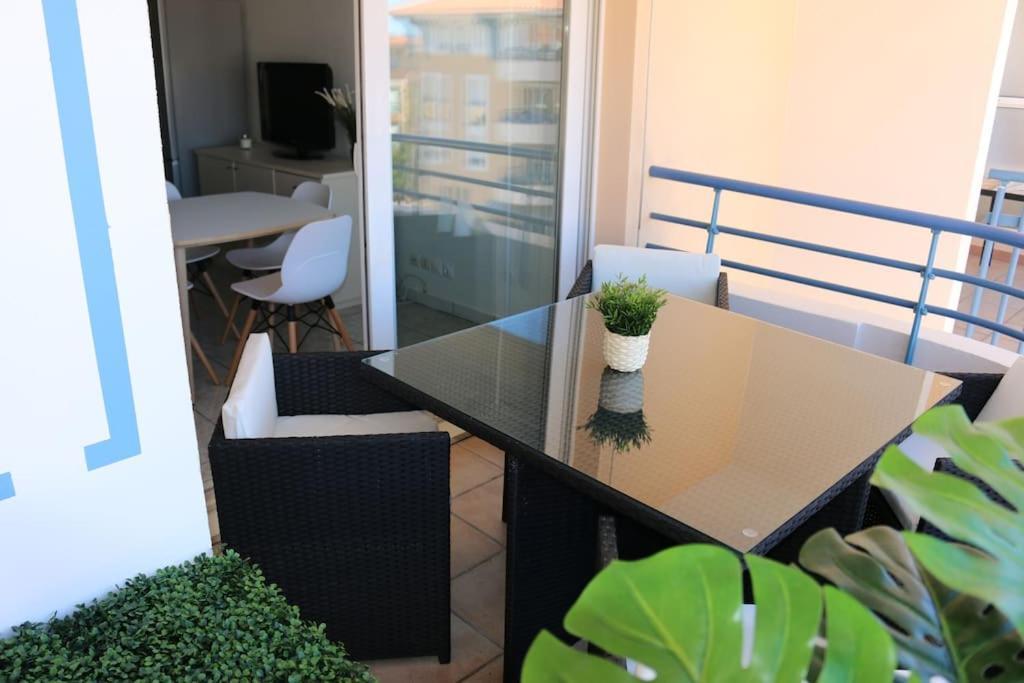 Port-Frejus, Le Paladien, Appartement 2 Pieces Climatise, Terrasse & Parking 외부 사진