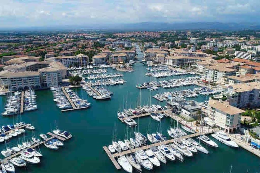 Port-Frejus, Le Paladien, Appartement 2 Pieces Climatise, Terrasse & Parking 외부 사진